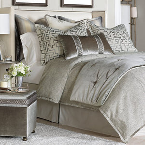 Metallic Opulence Luxury Coach Bedding - Coming Soon