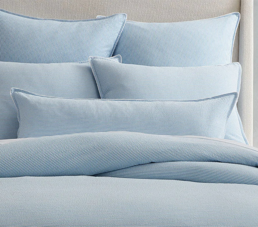 All-Season Seersucker Bedding Set