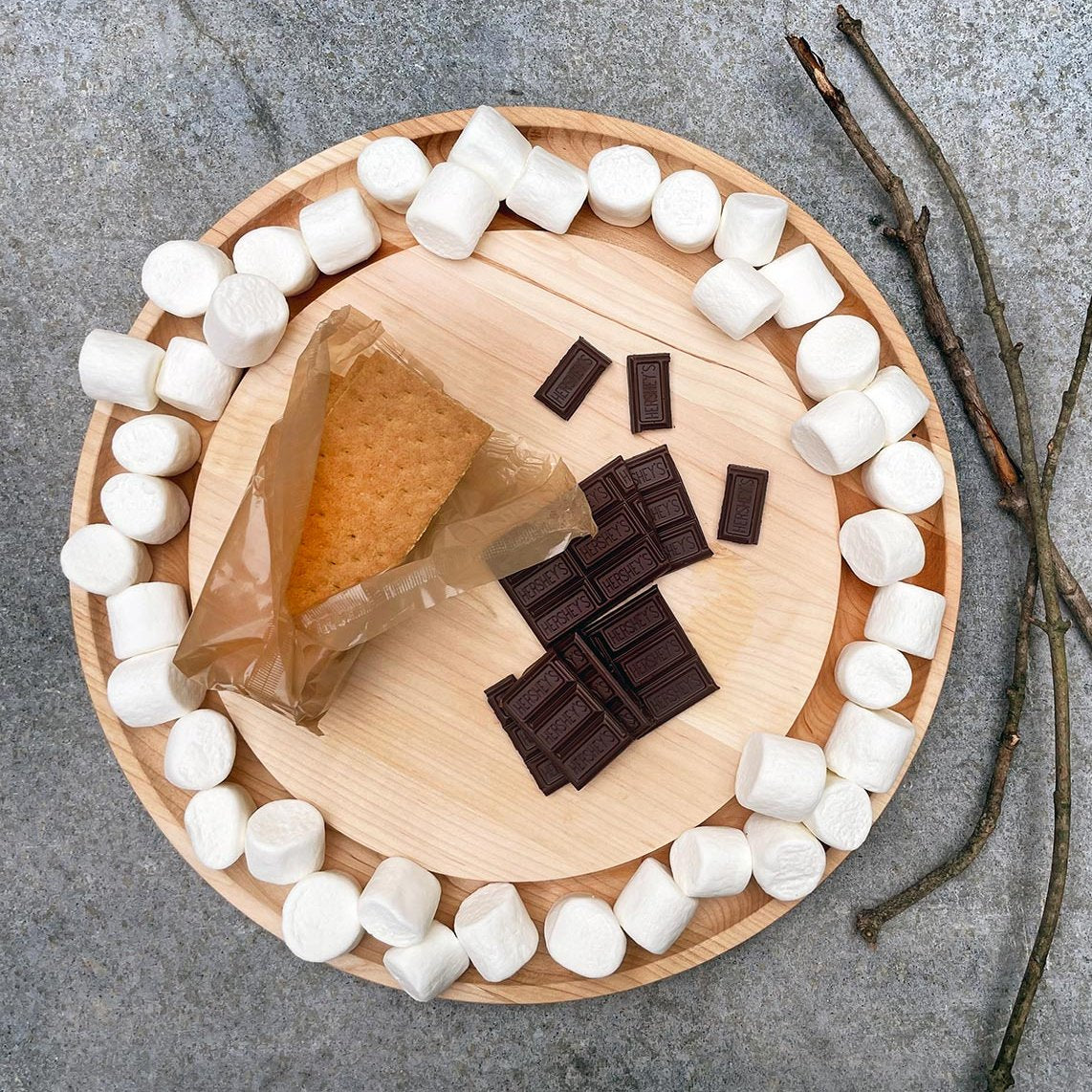 Entertaining In-The-Round Maple Wood Serving Boards